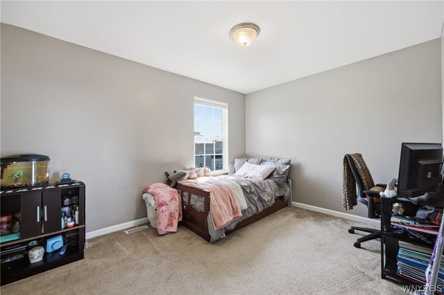 5067 Woodway Court, Hamburg, NY 14075