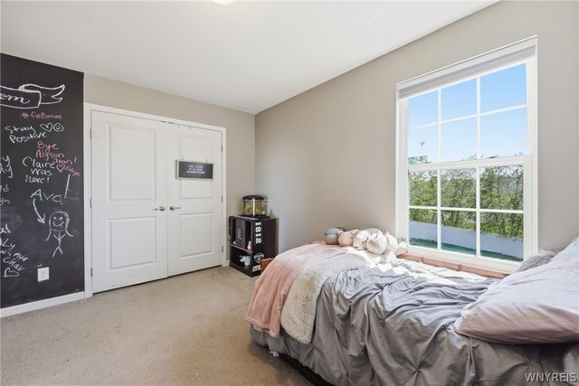 5067 Woodway Court, Hamburg, NY 14075