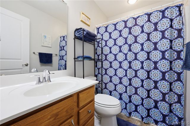 5067 Woodway Court, Hamburg, NY 14075