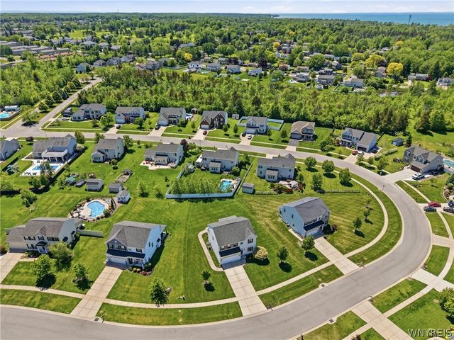 5067 Woodway Court, Hamburg, NY 14075