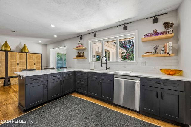 4719 IVANHOE Road, Jacksonville, FL 32210
