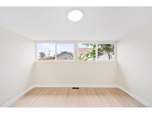 114 N 7th Ave, Brighton, CO 80601