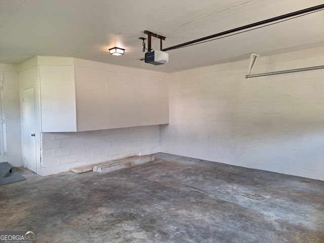 3145 Pasadena Drive, Macon, GA 31211