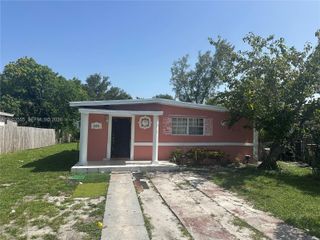 440 NW 133rd St, North Miami, FL 33168
