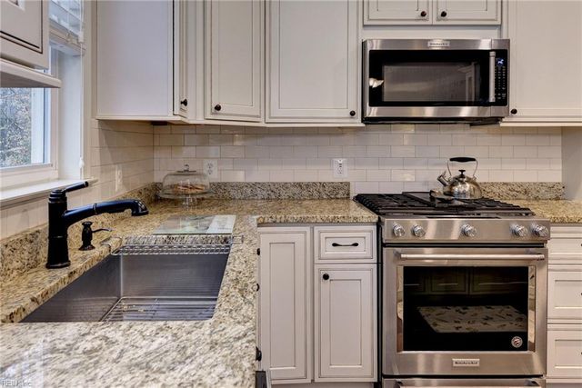 514 Collington CT, Williamsburg, VA 23185