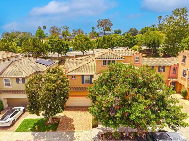 4103 Karst Rd, Carlsbad, CA 92010