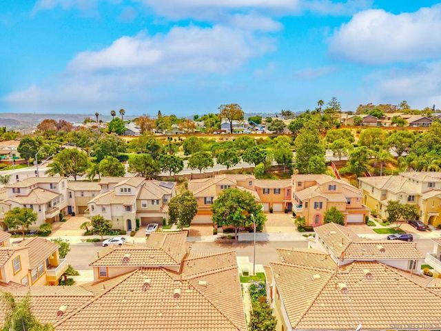4103 Karst Rd, Carlsbad, CA 92010