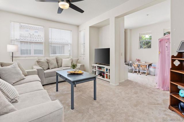 4103 Karst Rd, Carlsbad, CA 92010