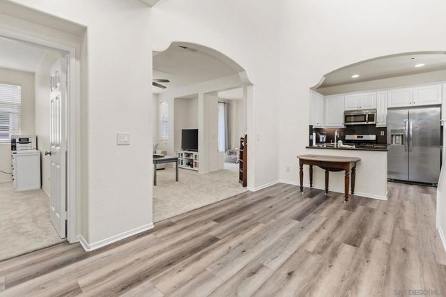 4103 Karst Rd, Carlsbad, CA 92010