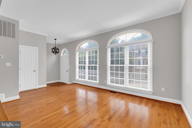 2715 PEMBSLY DR, Vienna, VA 22181