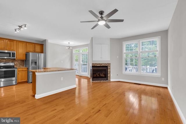 2715 PEMBSLY DR, Vienna, VA 22181