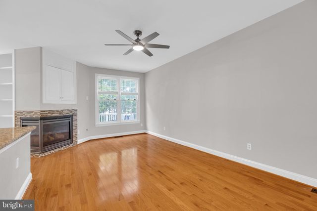 2715 PEMBSLY DR, Vienna, VA 22181