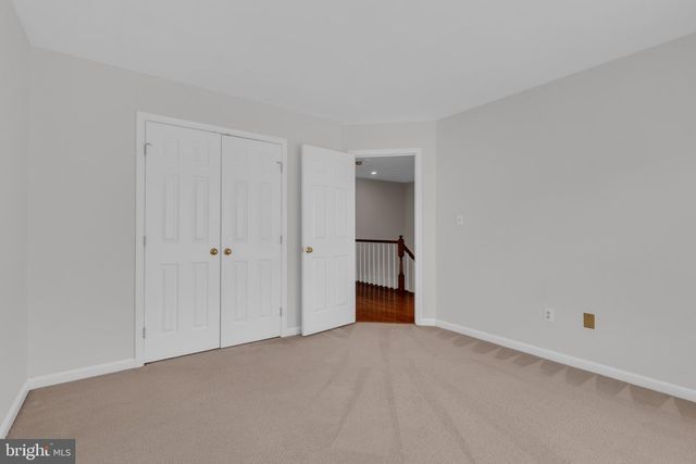 2715 PEMBSLY DR, Vienna, VA 22181
