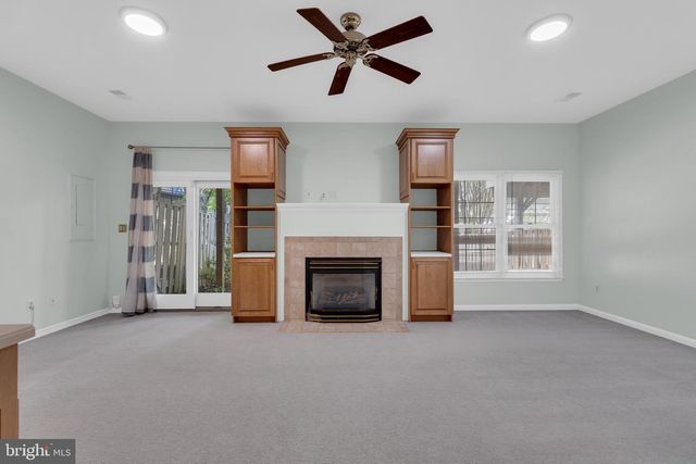 2715 PEMBSLY DR, Vienna, VA 22181