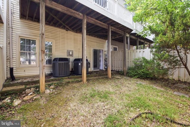 2715 PEMBSLY DR, Vienna, VA 22181