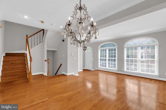 2715 PEMBSLY DR, Vienna, VA 22181