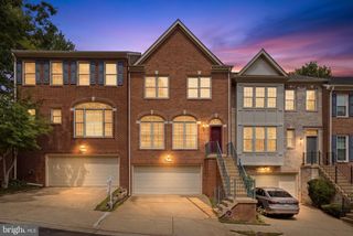 2715 PEMBSLY DR, Vienna, VA 22181