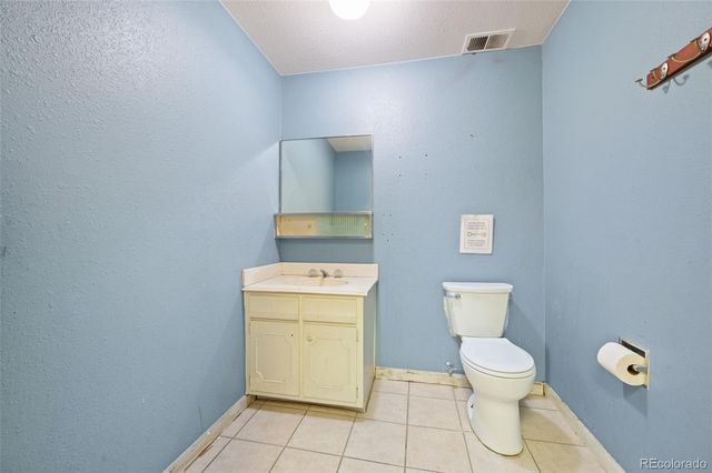 538 Olathe Street D, Aurora, CO 80011