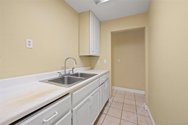 538 Olathe Street D, Aurora, CO 80011
