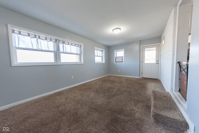7930 E 25th Street, Columbus, IN 47203