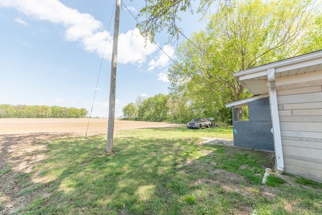 7930 E 25th Street, Columbus, IN 47203