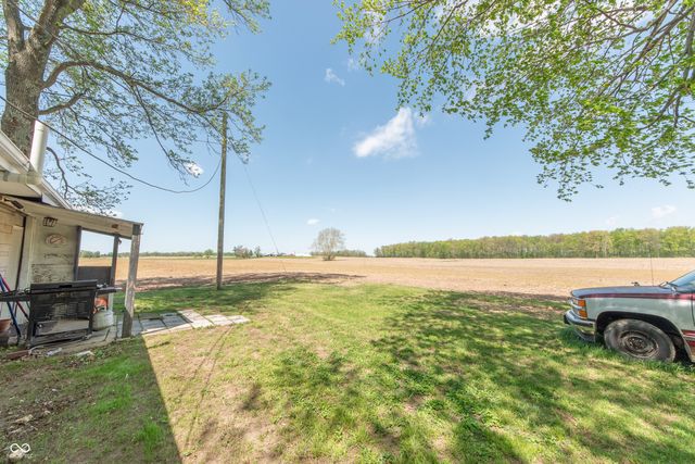 7930 E 25th Street, Columbus, IN 47203
