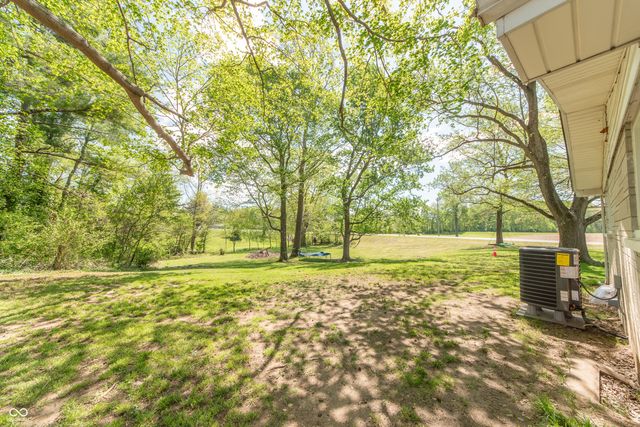 7930 E 25th Street, Columbus, IN 47203