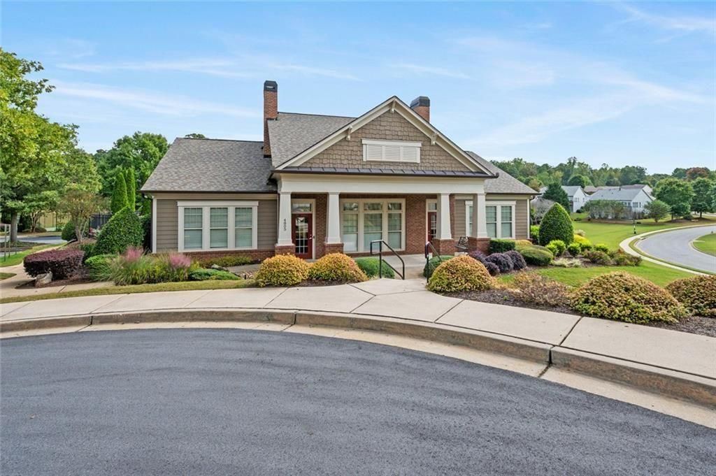 Image 44 of property listing at 5310 Kings Common Way, Cumming, GA 30040