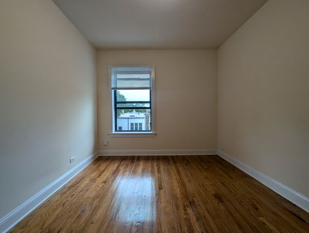 2617 N Spaulding Avenue 3W, Chicago, IL 60647