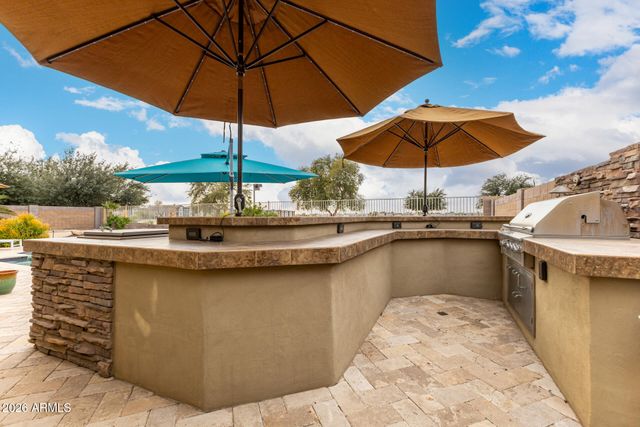 140 S 169th Drive, Goodyear, AZ 85338