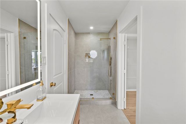 17439 Donmetz, Granada Hills, CA 91344