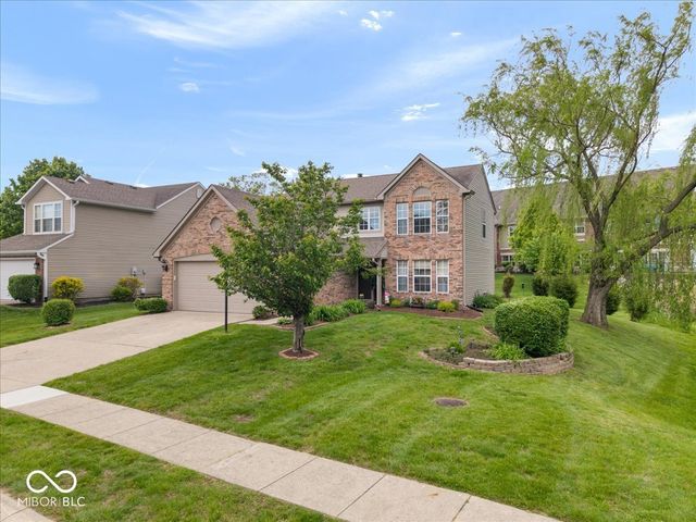 6268 Valleyview Drive, Fishers, IN 46038