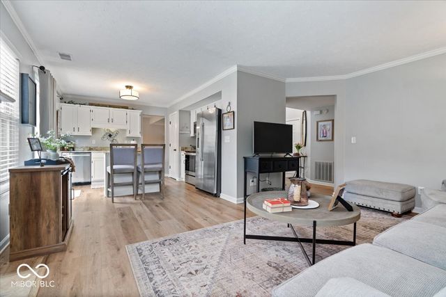 6268 Valleyview Drive, Fishers, IN 46038