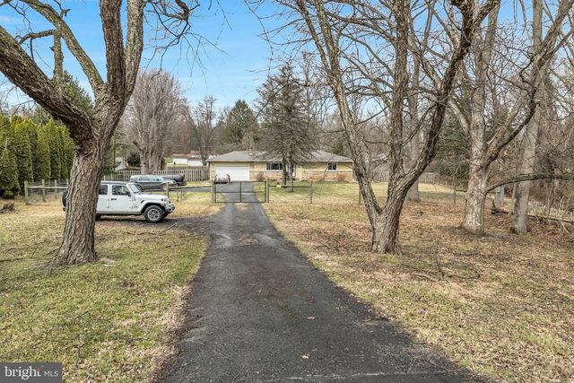 3244 SUSQUEHANNA TRL TRL, Duncannon, PA 17020