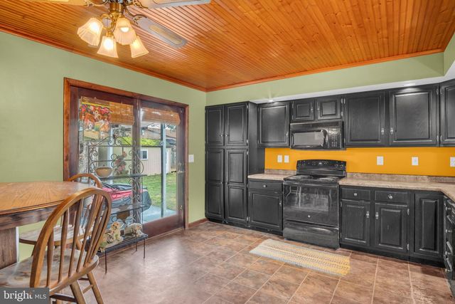 3244 SUSQUEHANNA TRL TRL, Duncannon, PA 17020