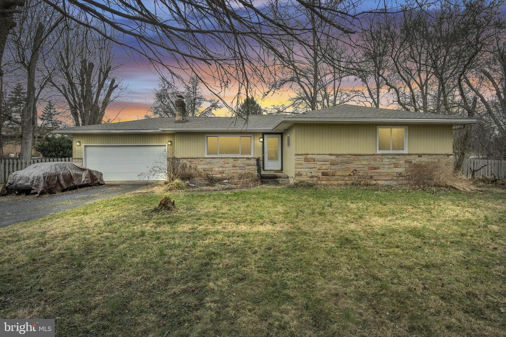 3244 SUSQUEHANNA TRL TRL, Duncannon, PA 17020