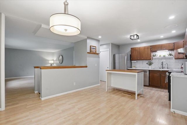 2402 Westbrook Lane, Madison, WI 53711