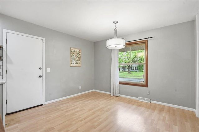 2402 Westbrook Lane, Madison, WI 53711