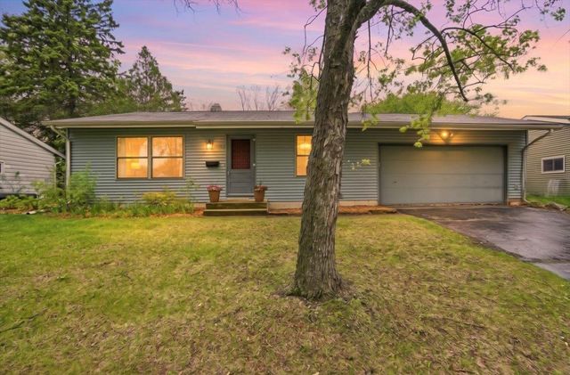 2402 Westbrook Lane, Madison, WI 53711