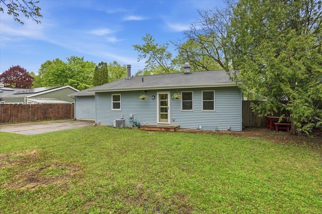2402 Westbrook Lane, Madison, WI 53711