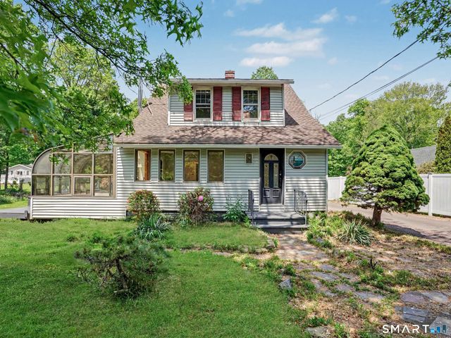 283 Derby Avenue, Orange, CT 06477