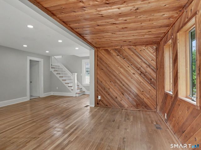 283 Derby Avenue, Orange, CT 06477