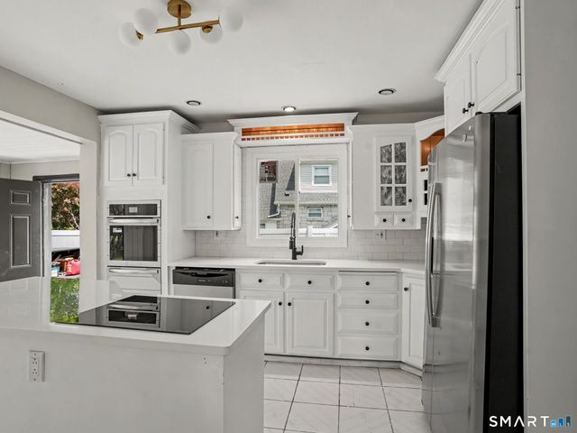 283 Derby Avenue, Orange, CT 06477