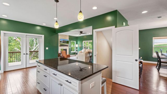 4307 ZOE LN, Columbia, MO 65201