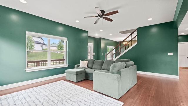 4307 ZOE LN, Columbia, MO 65201
