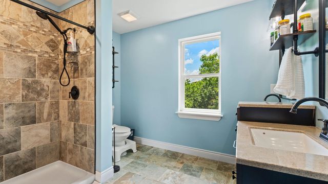 4307 ZOE LN, Columbia, MO 65201