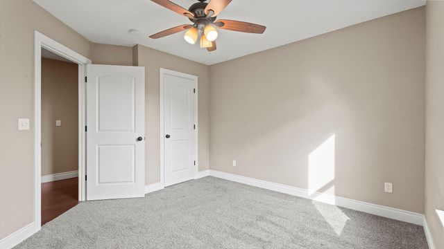 4307 ZOE LN, Columbia, MO 65201