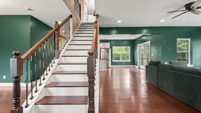 4307 ZOE LN, Columbia, MO 65201