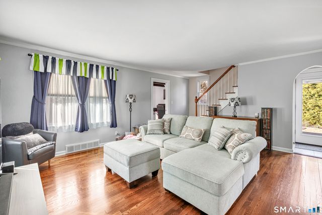 29 Montgomery Street, Shelton, CT 06484