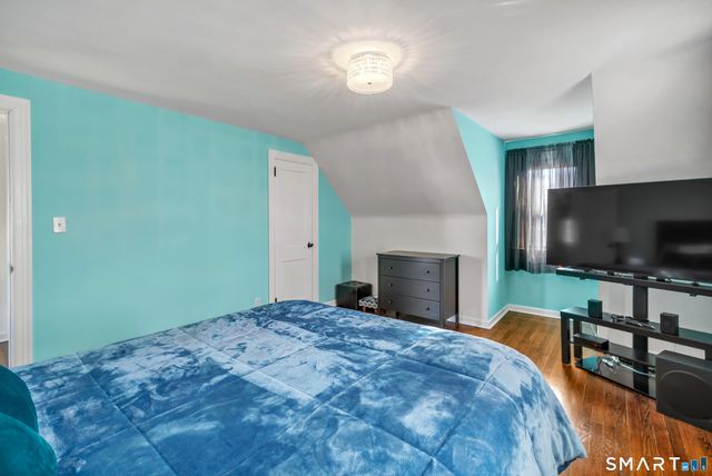 29 Montgomery Street, Shelton, CT 06484